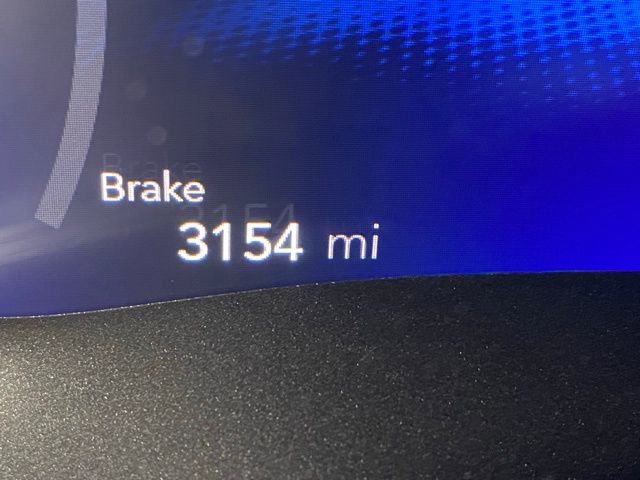 Used 2025 Chrysler Pacifica Premium image 29