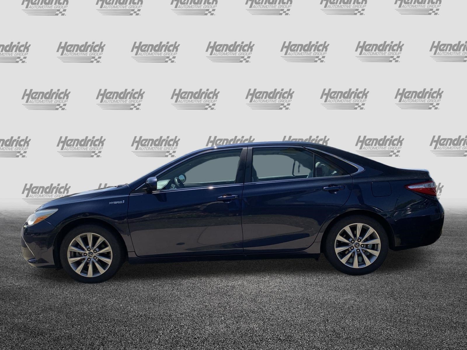 Used 2015 Toyota Camry XLE w/ Moonroof Package FWD image 7