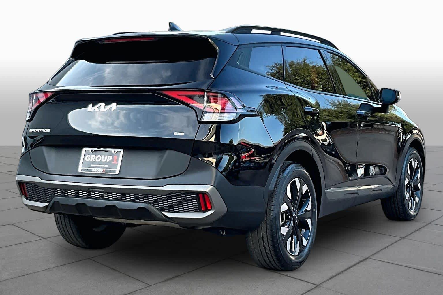 Used 2023 Kia Sportage X-Line w/ X-Line Premium Package AWD/4WD image 13