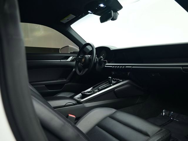 Used 2020 Porsche 911 Carrera 4S AWD/4WD image 33
