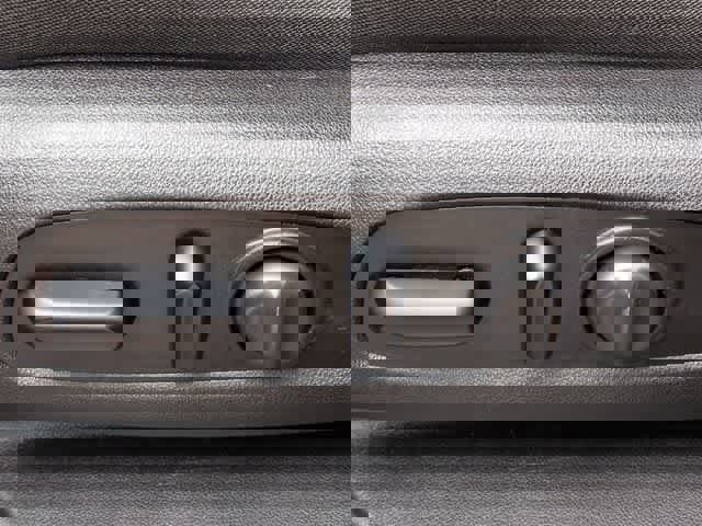 Used 2020 Chevrolet Blazer LT image 17