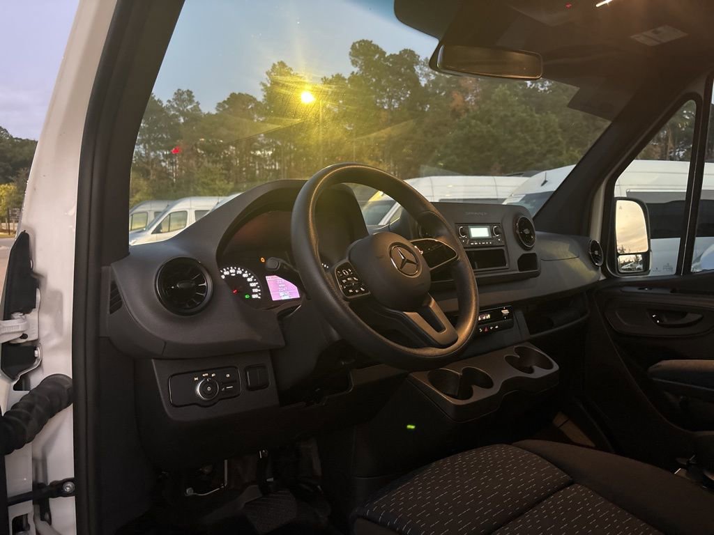 Used 2023 Mercedes-Benz Sprinter 144 Cargo image 41