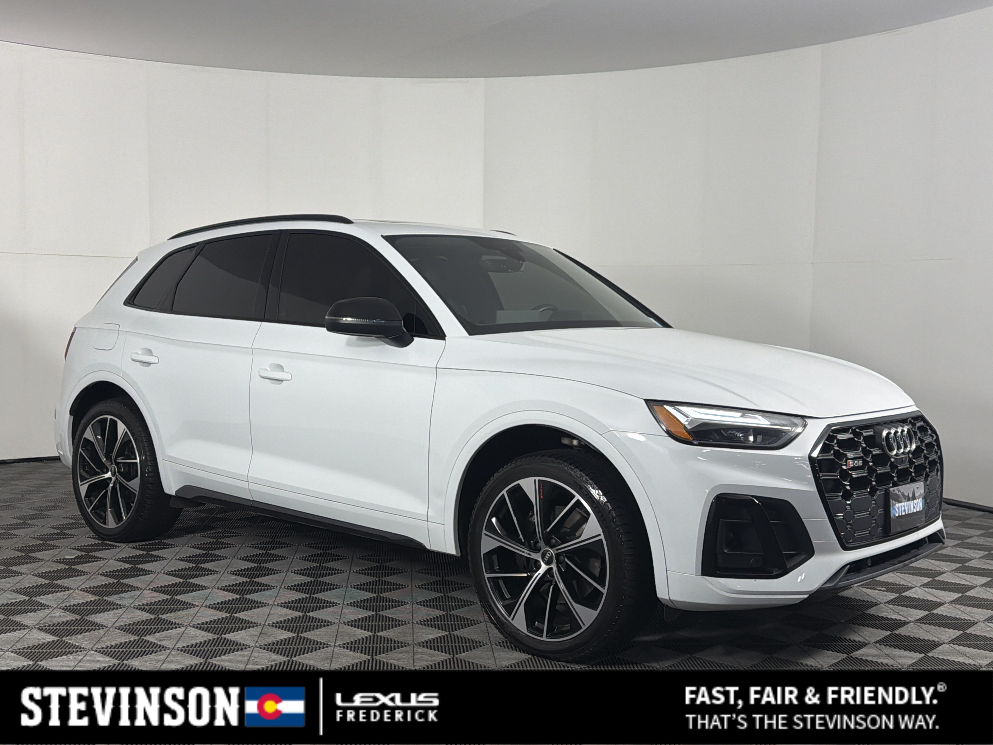 Used 2021 Audi SQ5 Premium Plus w/ Premium Plus Package AWD/4WD image 1