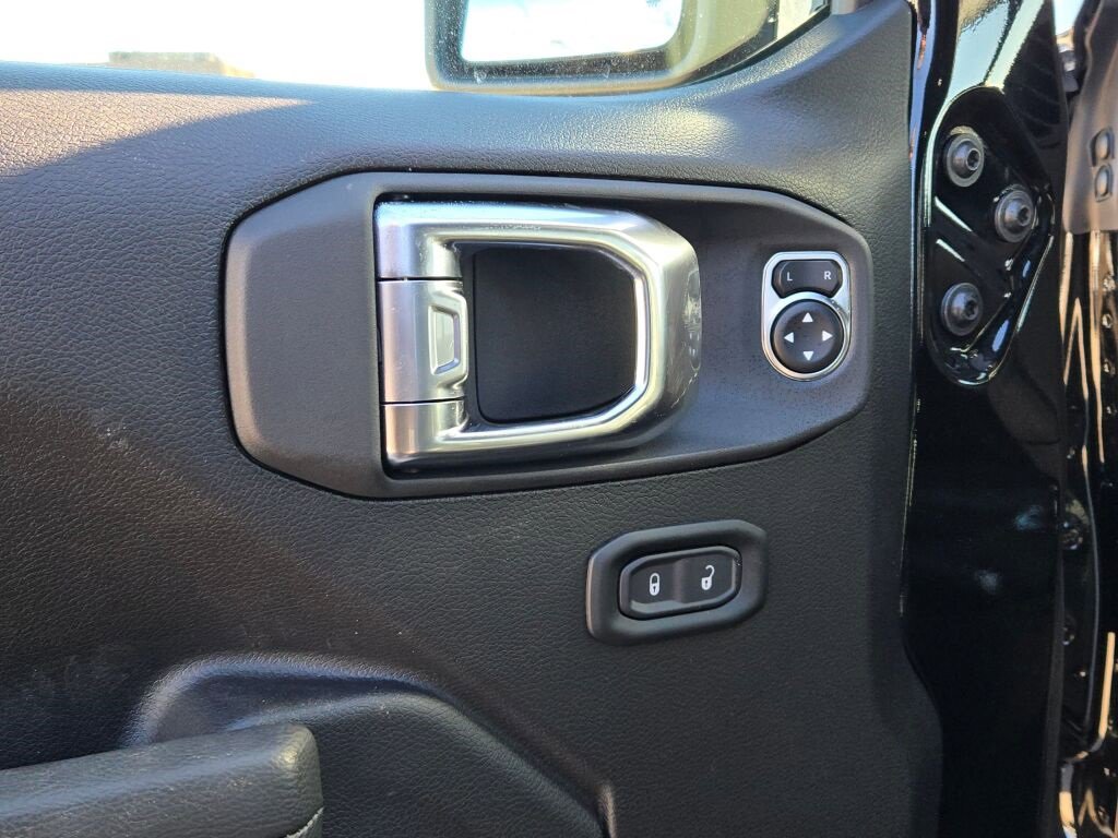 New 2025 Jeep Wrangler Sport S image 21