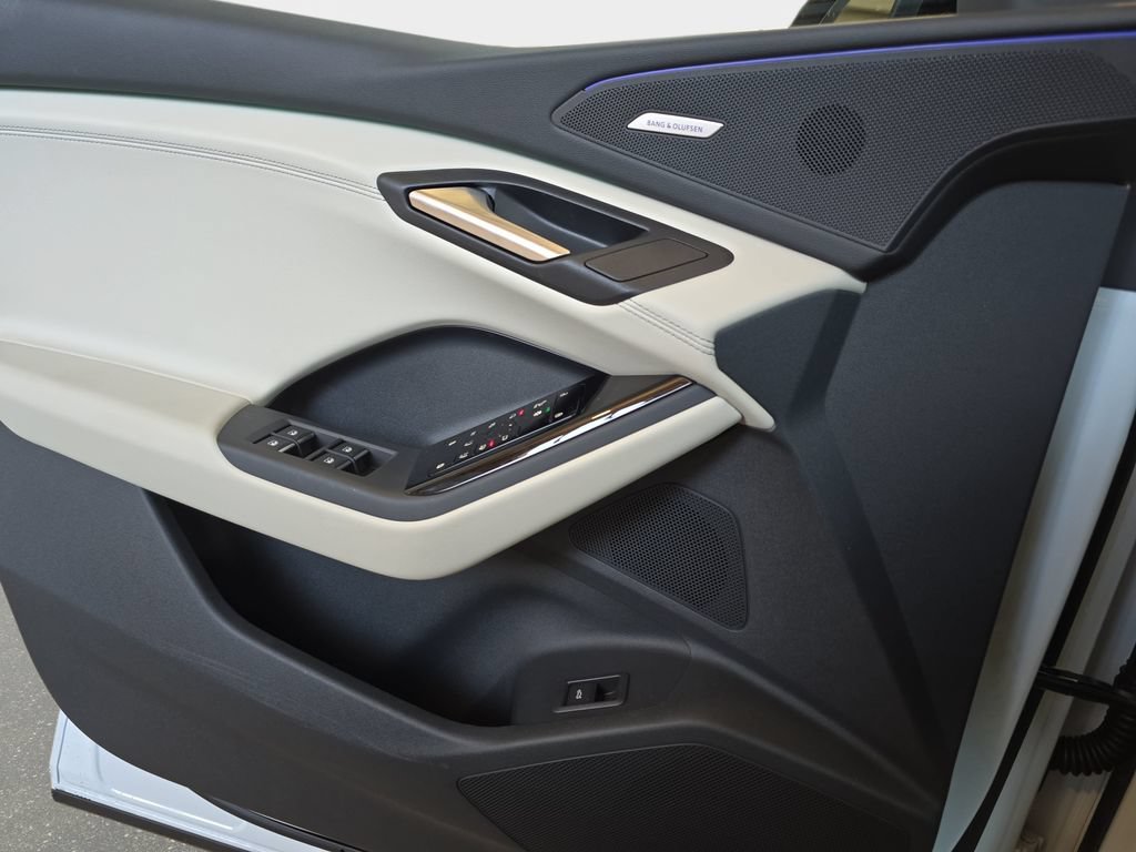 New 2027 Audi Q6 e-tron Prestige AWD/4WD image 25