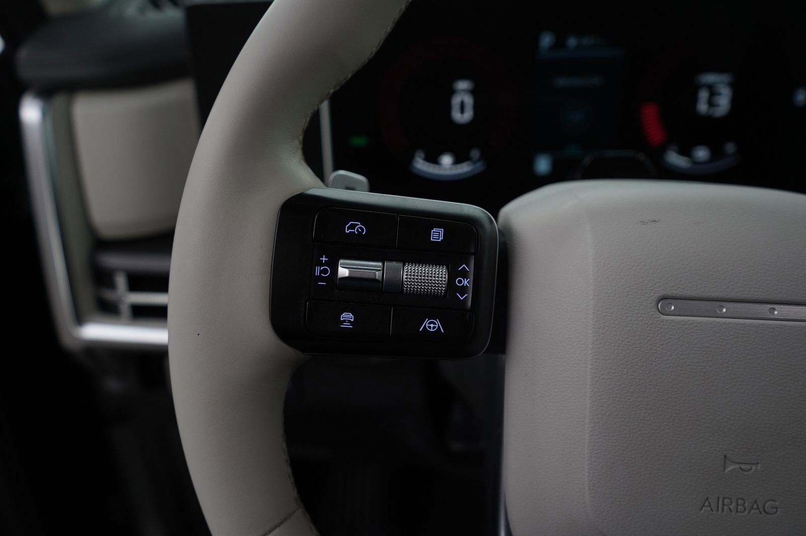 Used 2025 Hyundai Santa Fe SEL image 18