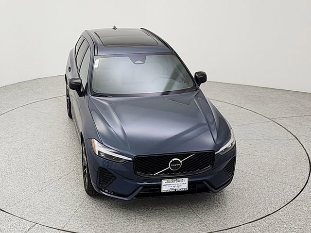 New 2026 Volvo XC60 B5 Plus w/ Climate Package PRO AWD/4WD image 14