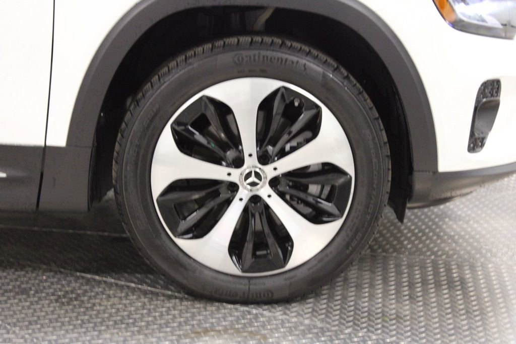 Certified 2026 Mercedes-Benz GLB 250 4MATIC image 12