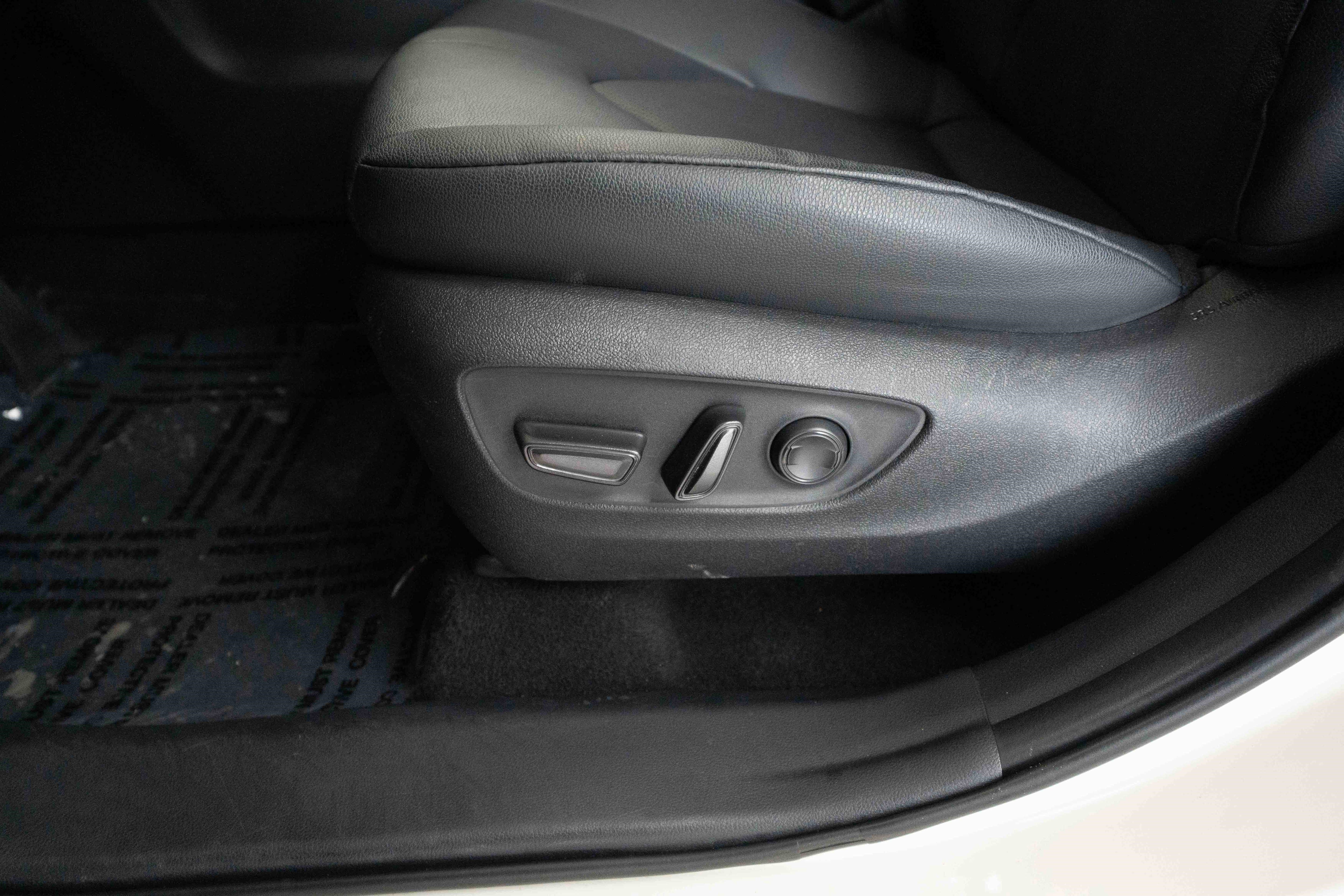 Used 2024 Toyota Grand Highlander XLE image 12