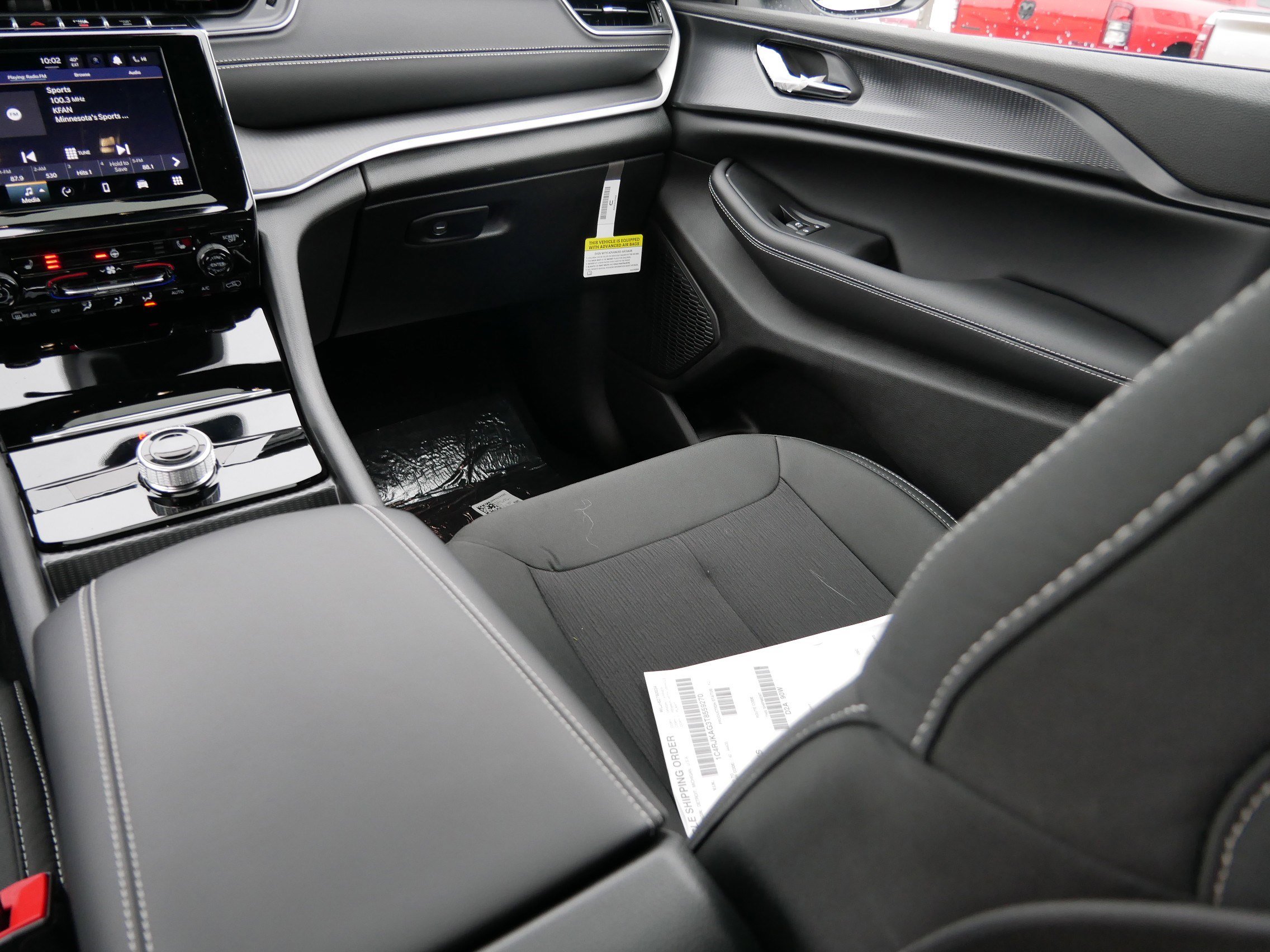 New 2026 Jeep Grand Cherokee L 4WD image 11