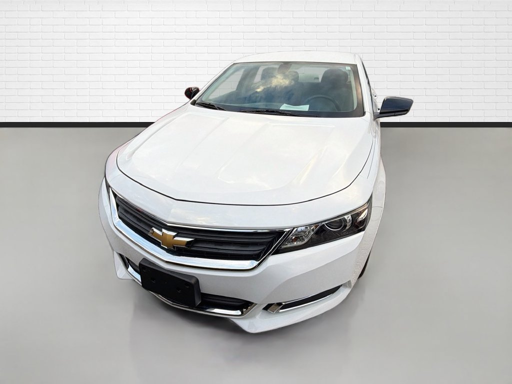 Used 2018 Chevrolet Impala LS FWD image 2
