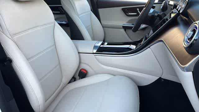 Certified 2026 Mercedes-Benz GLC 300 4MATIC image 34