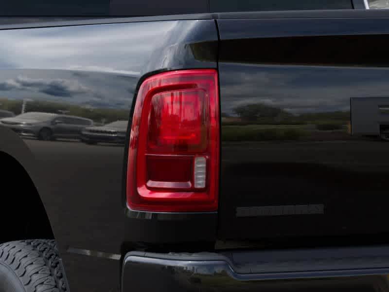 New 2026 RAM 2500 Big Horn AWD/4WD image 9