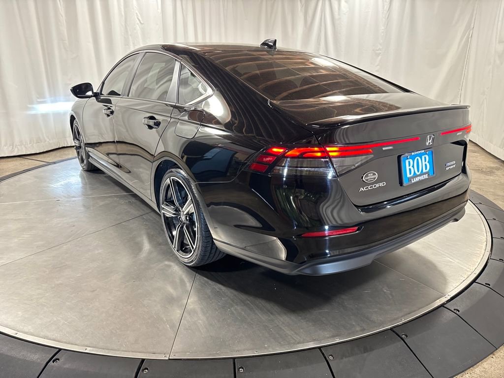 Used 2024 Honda Accord Sport image 7