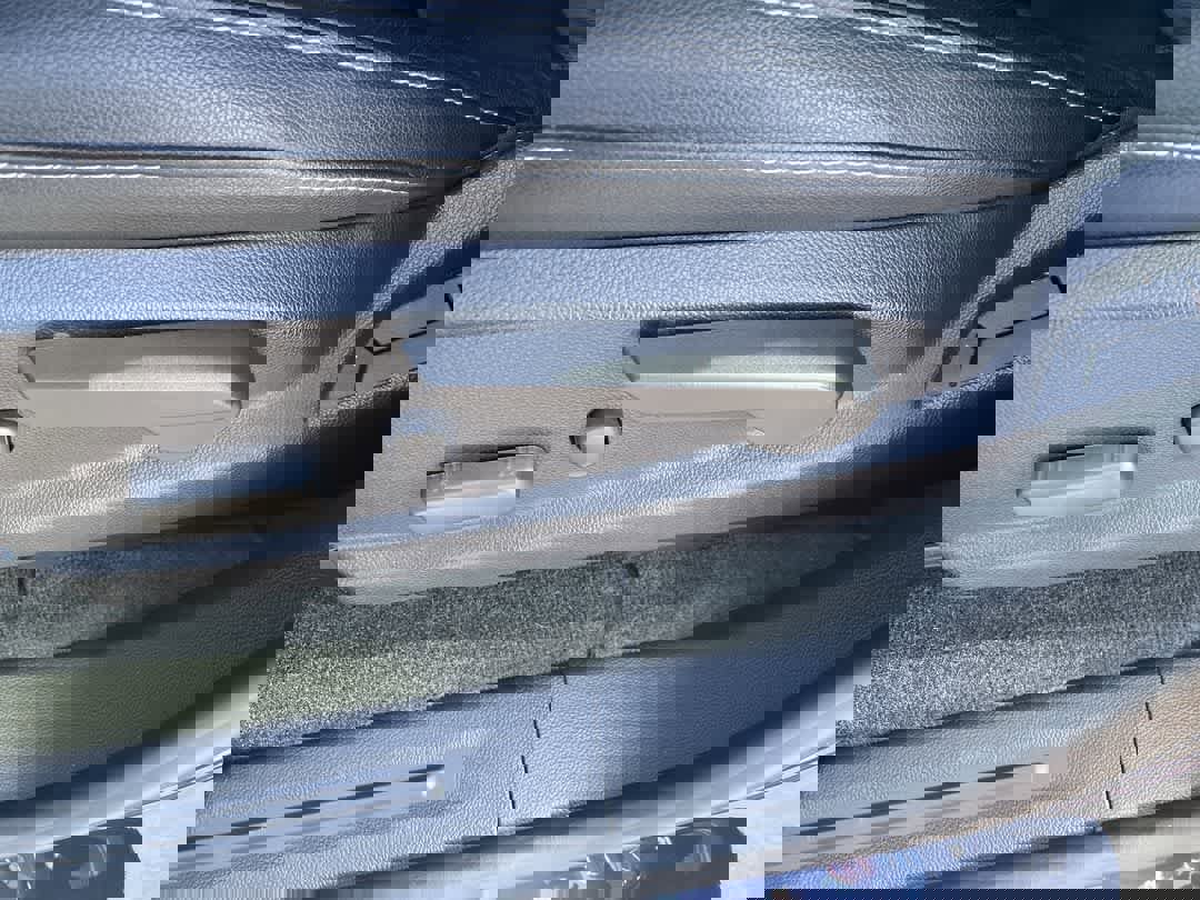 Used 2018 Chevrolet Colorado Z71 w/ Centennial Edition image 12