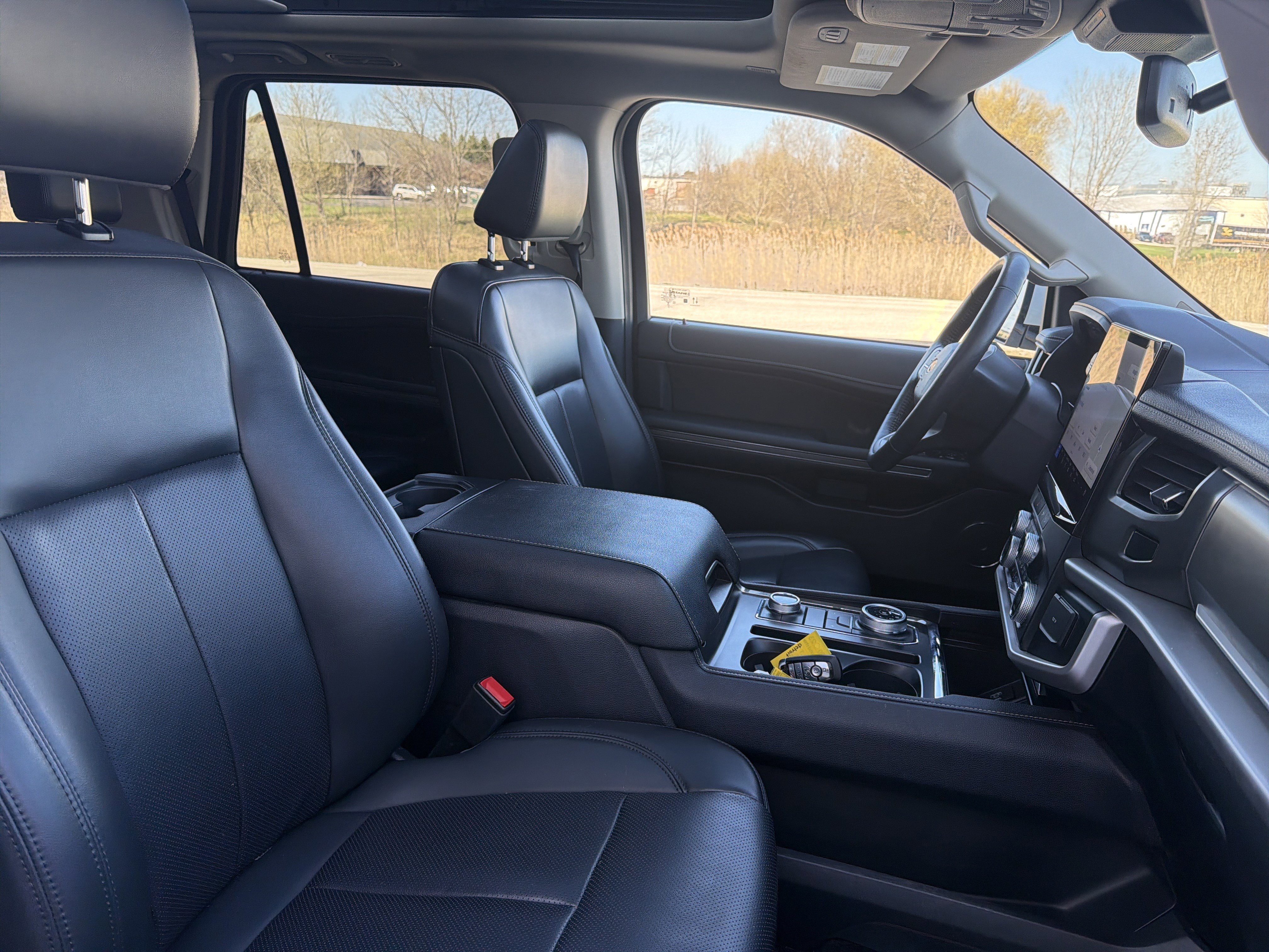 Used 2023 Ford Expedition XLT AWD/4WD image 45