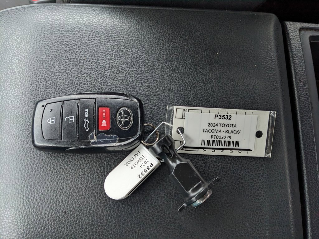 Used 2024 Toyota Tacoma SR5 image 29