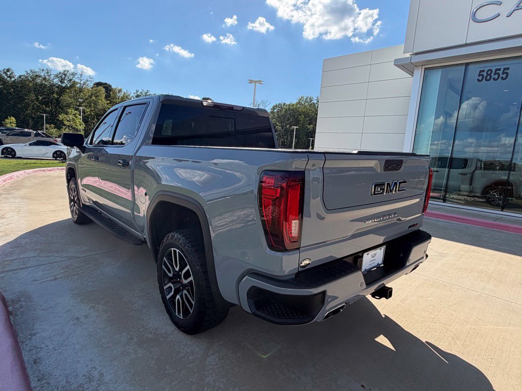 Used 2024 GMC Sierra 1500 AT4 w/ Technology Package AWD/4WD image 5