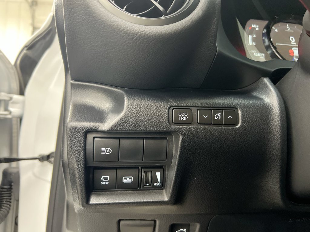 Used 2024 Lexus IS 350 F Sport RWD image 19