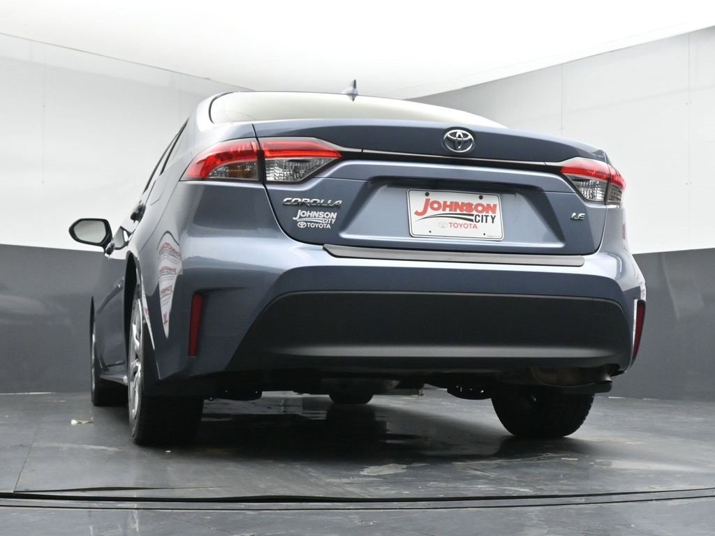 Used 2023 Toyota Corolla LE image 37