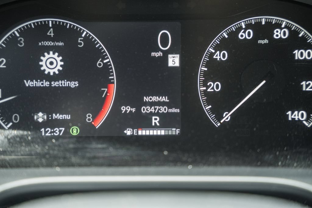 Used 2025 Honda HR-V Sport image 37