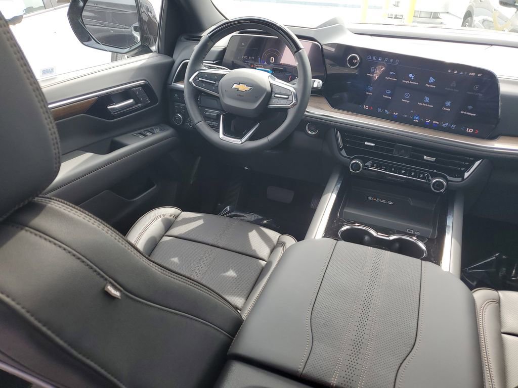 New 2026 Chevrolet Suburban High Country image 12