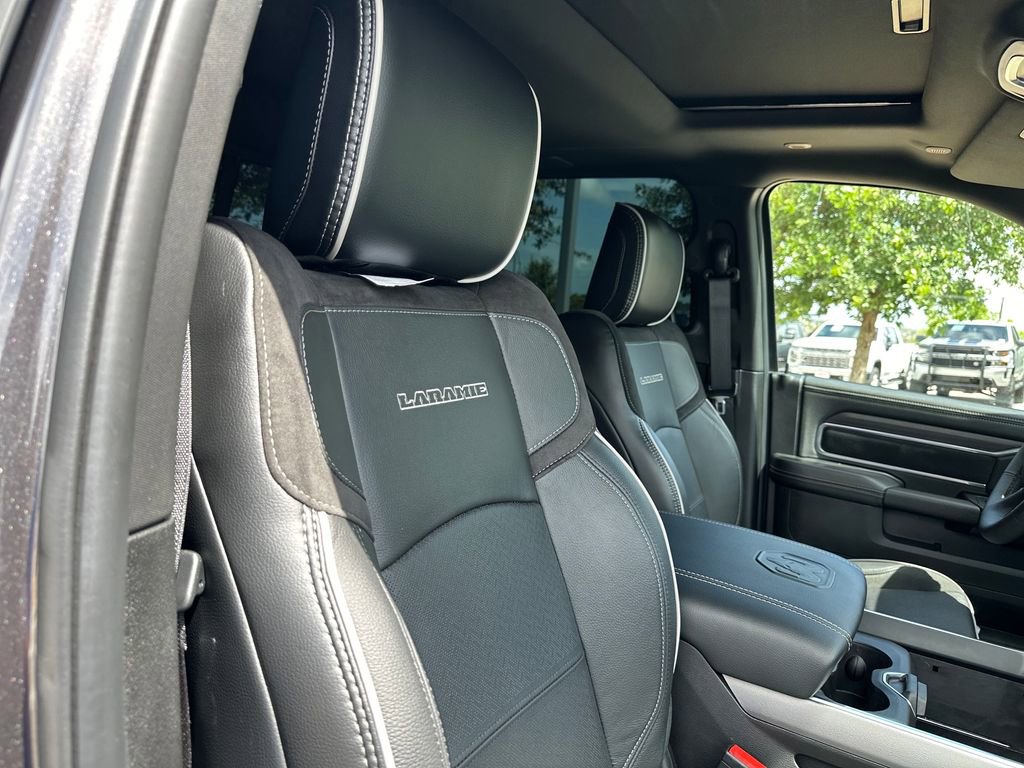 Used 2025 RAM 2500 Laramie w/ Night Edition AWD/4WD image 38