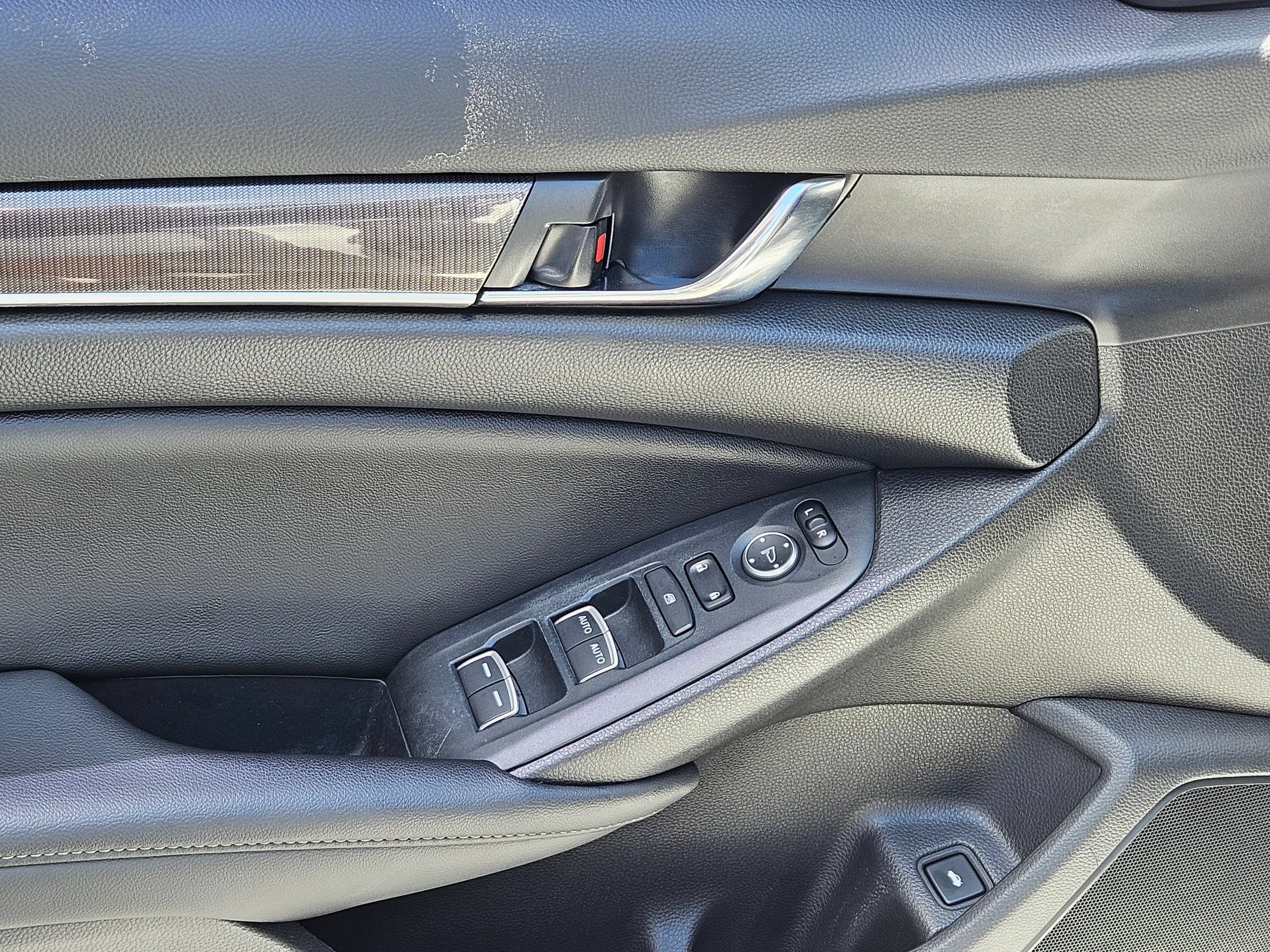 Used 2022 Honda Accord Sport image 18