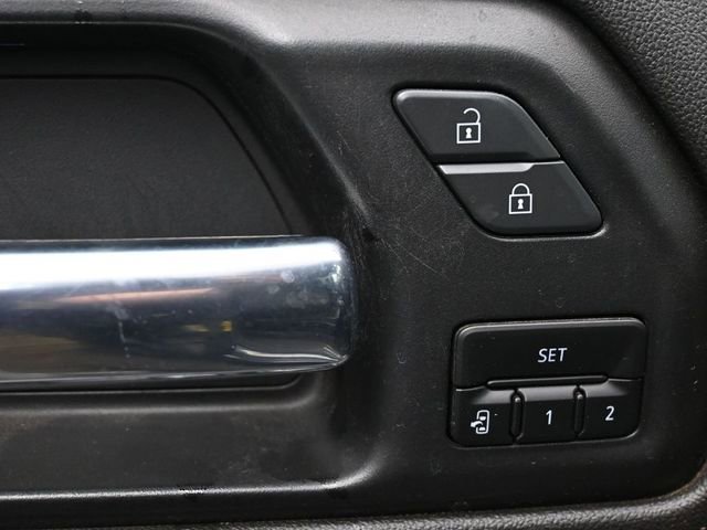 Used 2021 GMC Sierra 1500 AT4 w/ AT4 Premium Package image 12