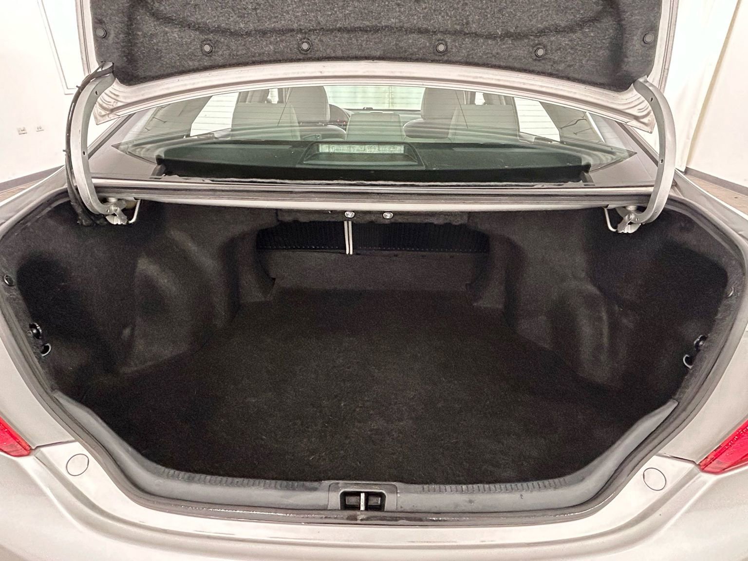 Used 2013 Toyota Camry XLE w/ Leather Pkg image 37