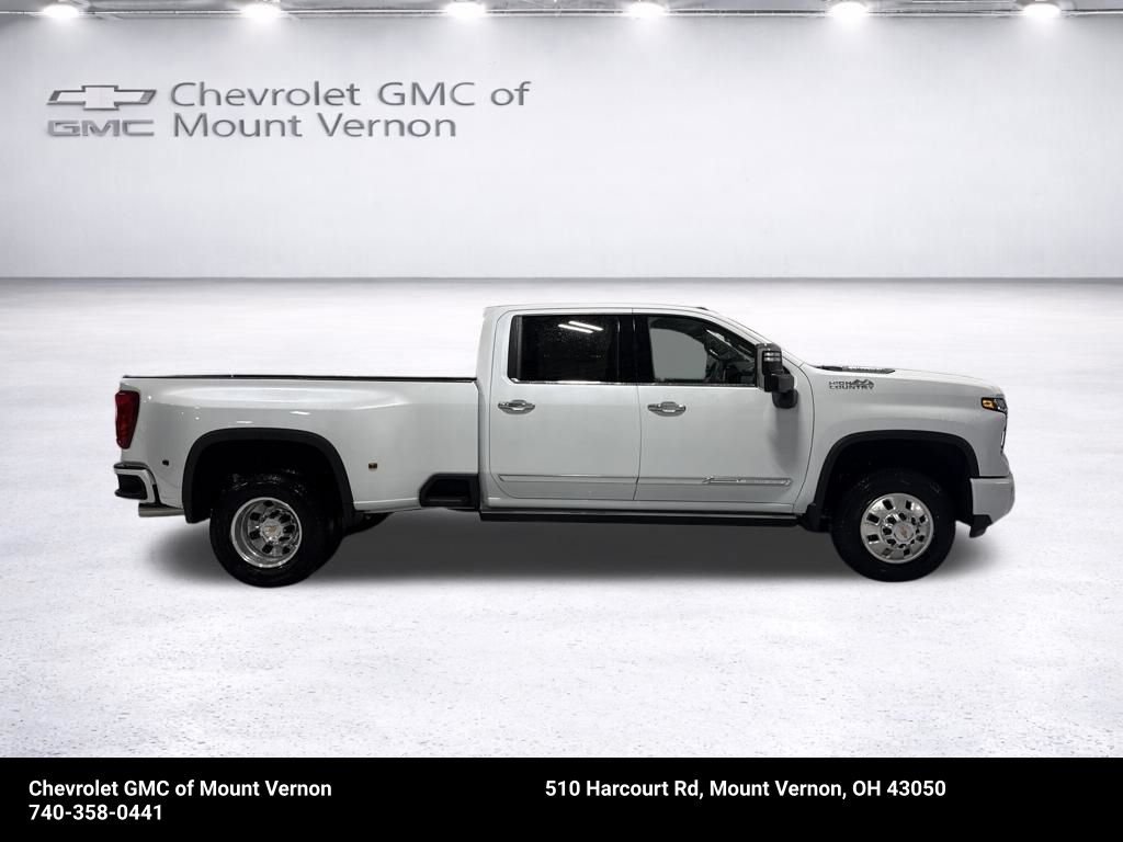 New 2026 Chevrolet Silverado 3500 High Country w/ High Country Premium Package AWD/4WD image 8