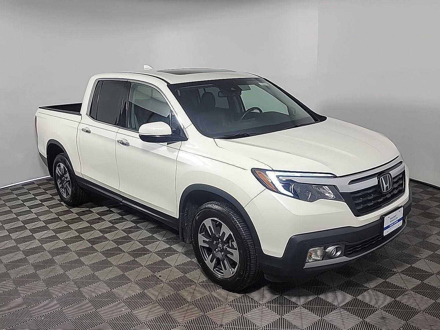 Certified 2018 Honda Ridgeline RTL-E image 2