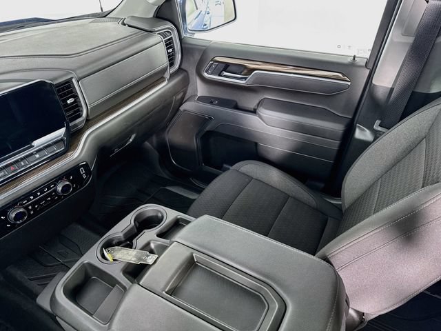 Used 2025 Chevrolet Silverado 1500 LT AWD/4WD image 24