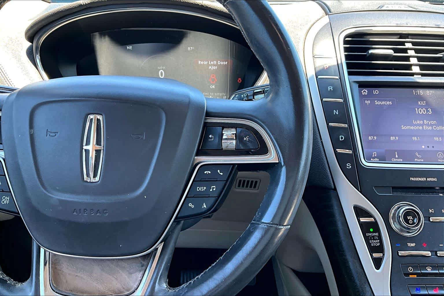 Used 2020 Lincoln Nautilus Reserve w/ Equipment Group 201A FWD image 25