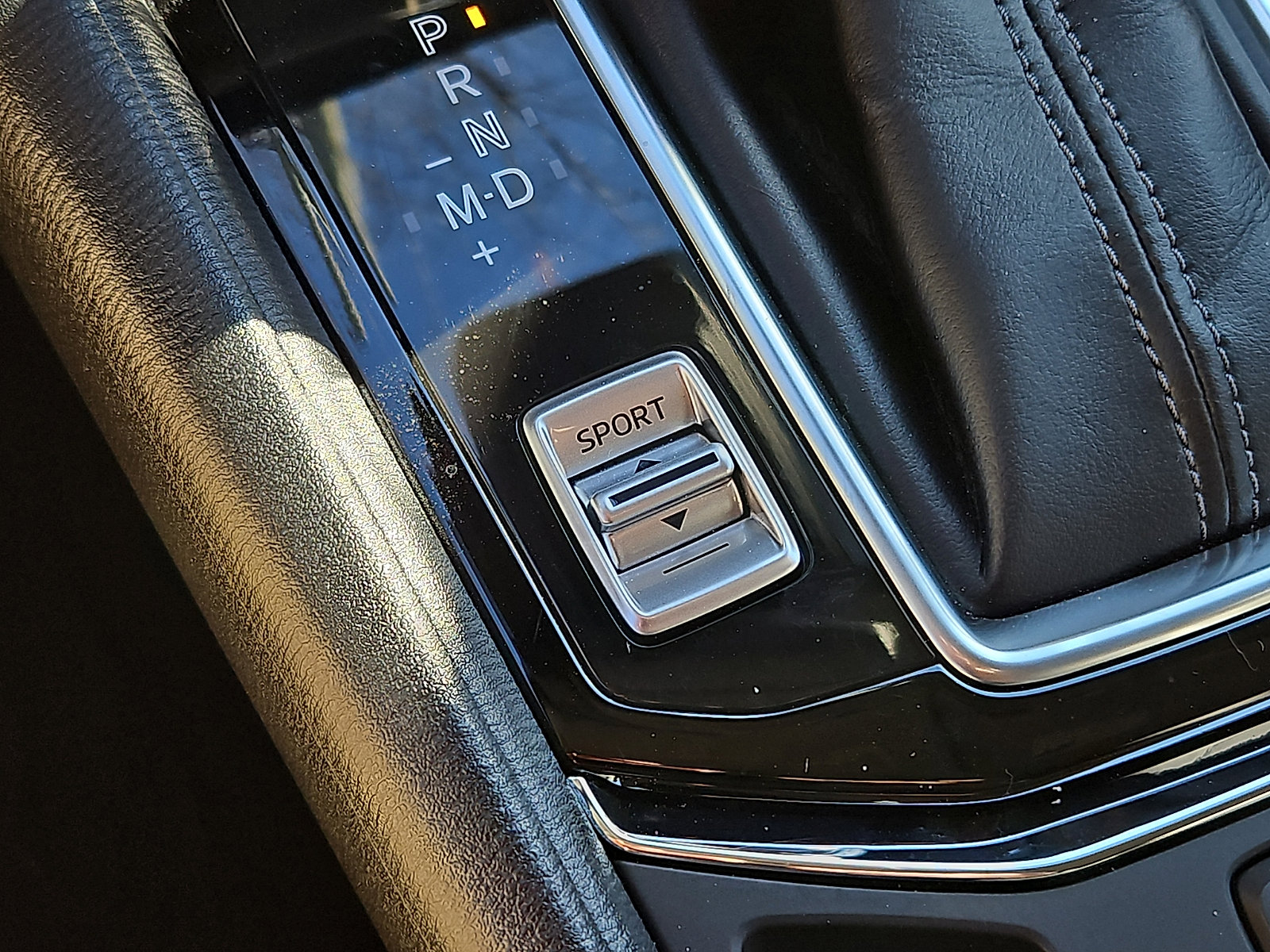 Used 2021 MAZDA CX-5 Touring image 23