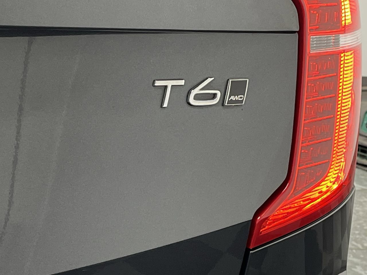 Used 2022 Volvo XC90 T6 Momentum w/ Advanced Package AWD/4WD image 36