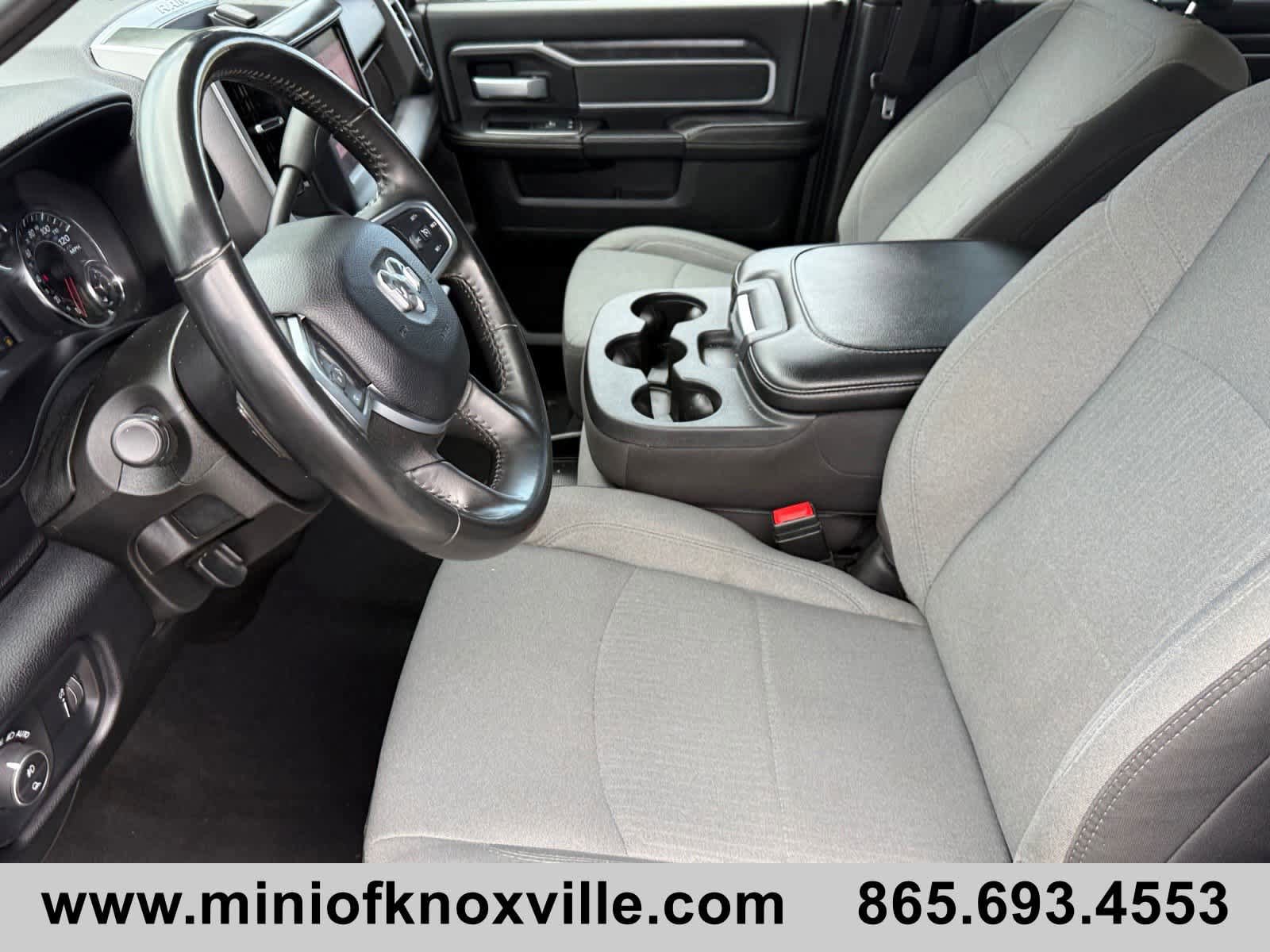Used 2024 RAM 3500 Big Horn AWD/4WD image 15