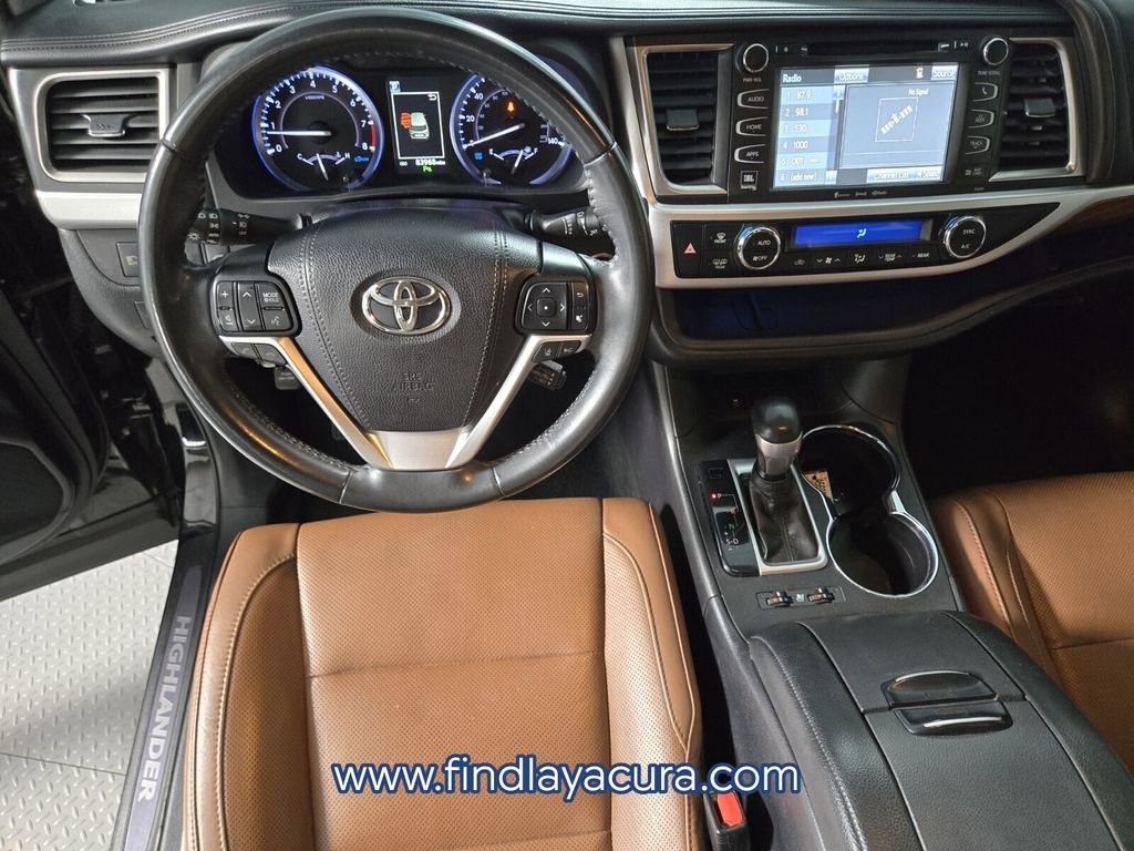 Used 2019 Toyota Highlander Limited FWD image 14