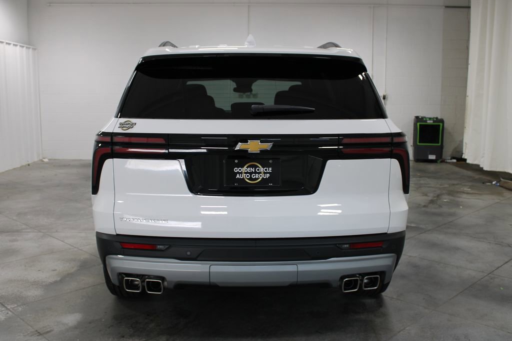 New 2026 Chevrolet Traverse LT image 8