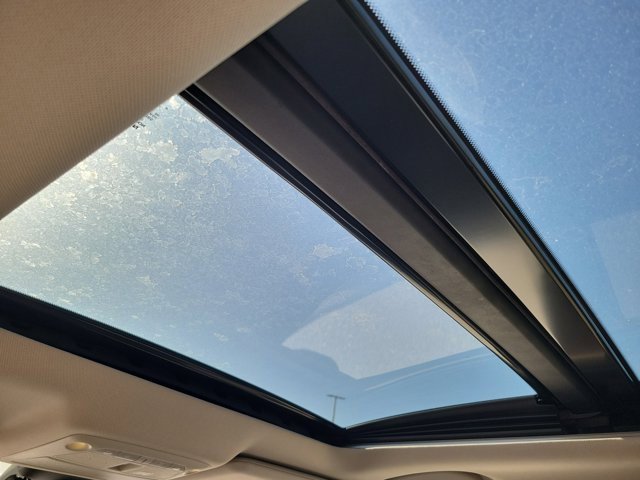 Used 2017 Nissan Rogue SL w/ SL Premium Package image 20