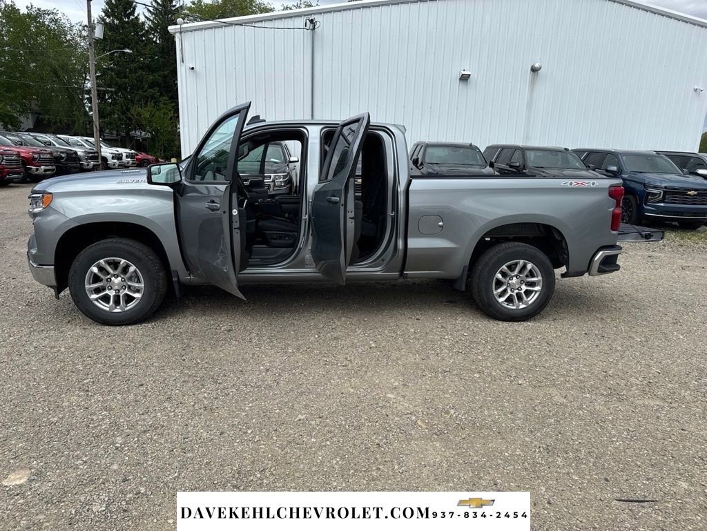 Used 2026 Chevrolet Silverado 1500 LT AWD/4WD image 34