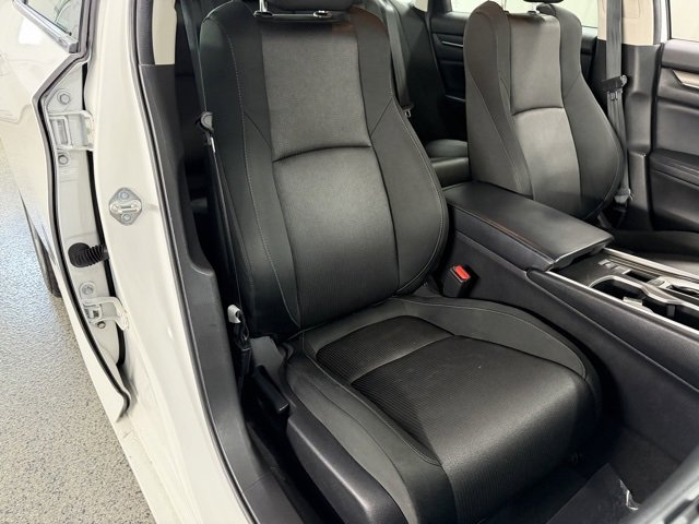 Used 2018 Honda Accord LX image 19