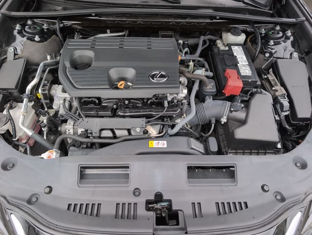 Used 2023 Lexus ES 250 w/ Premium Package AWD/4WD image 32