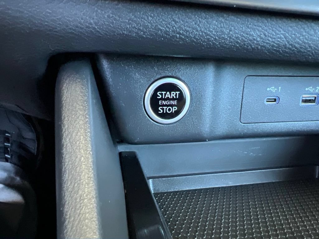 Certified 2023 Nissan Rogue SV AWD/4WD image 51
