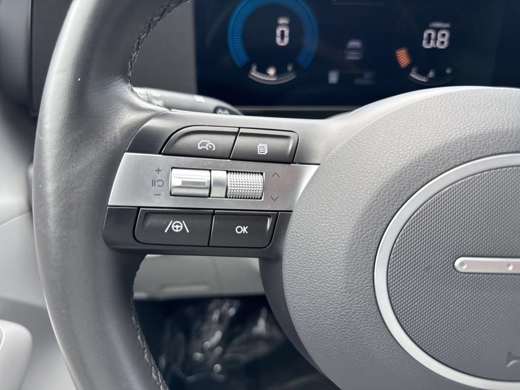 Used 2024 Hyundai Kona SEL FWD image 14