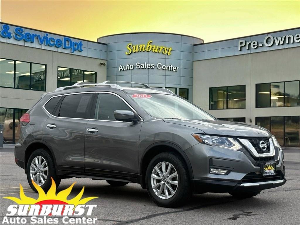 Used 2017 Nissan Rogue SV