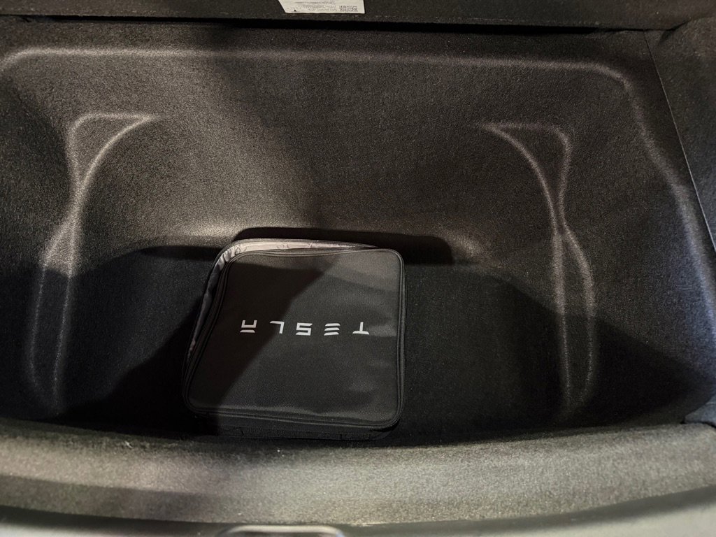 Used 2020 Tesla Model Y Long Range AWD/4WD image 40