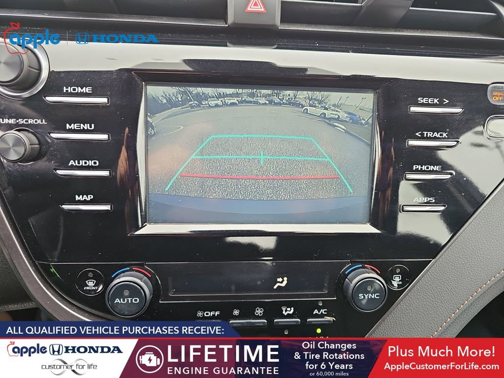 Used 2019 Toyota Camry LE image 12
