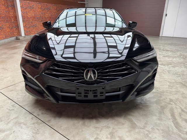 Used 2025 Acura TLX w/ Technology Package image 8