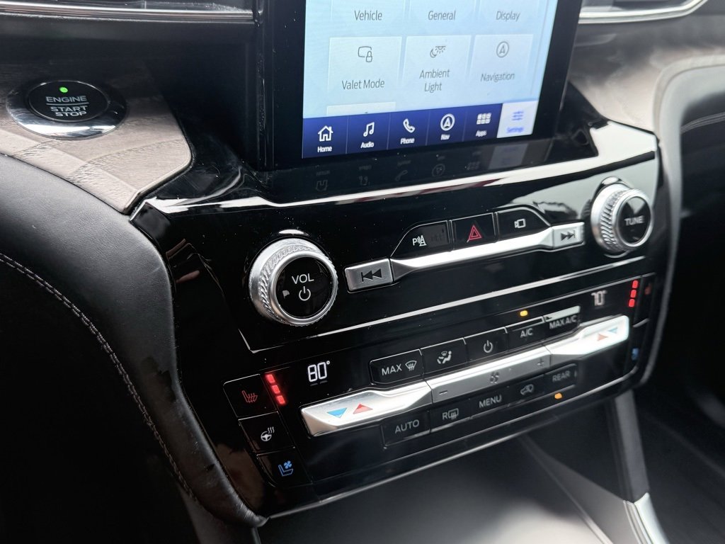 Used 2021 Ford Explorer Platinum w/ Equipment Group 601A image 16